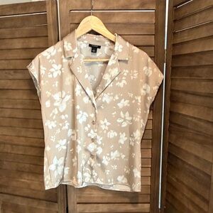 Halogen Beige Floral Button Down Shirt
